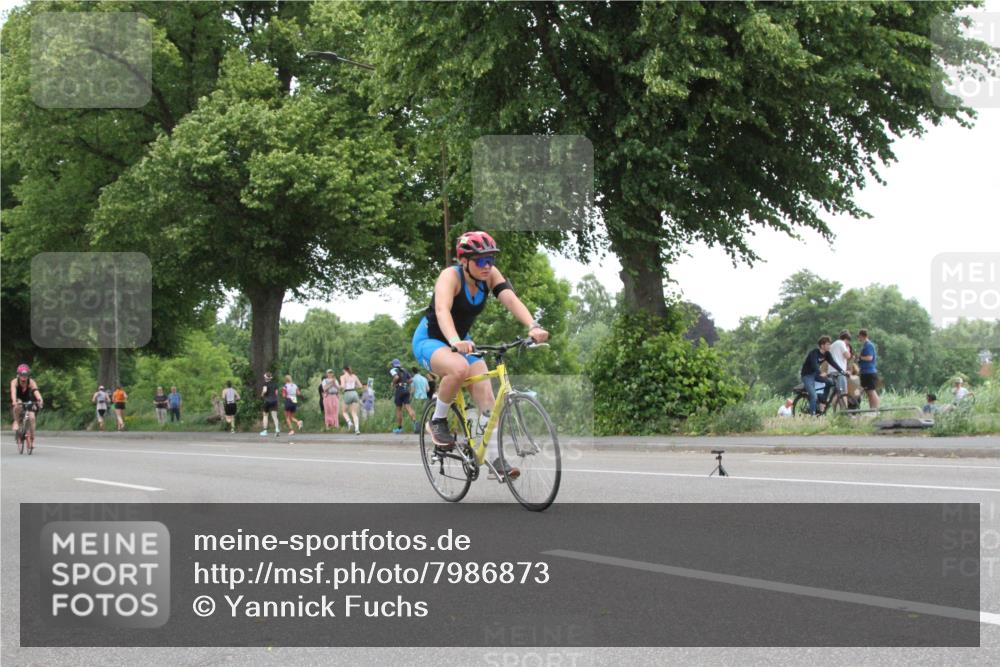 15.06.2025 - 7 Türme Triathlon Yannick Fuchs http://msf.ph/oto/7986873 15.06.2025 13:52:46 Radfahren  meine-sportfotos.de