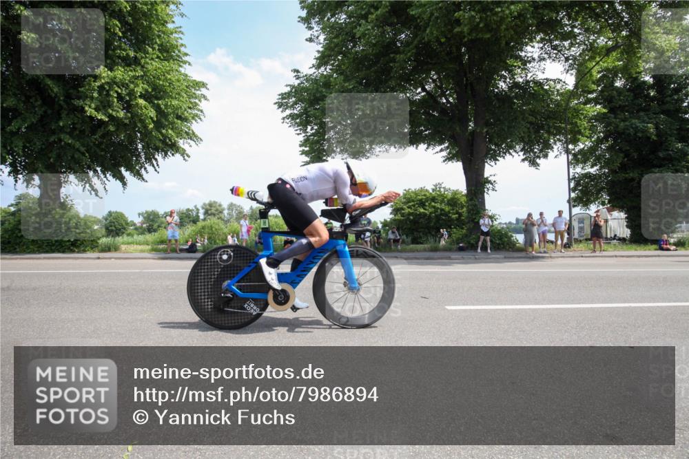 15.06.2025 - 7 Türme Triathlon Yannick Fuchs http://msf.ph/oto/7986894 15.06.2025 12:32:27 Radfahren 200, 282, 286 meine-sportfotos.de
