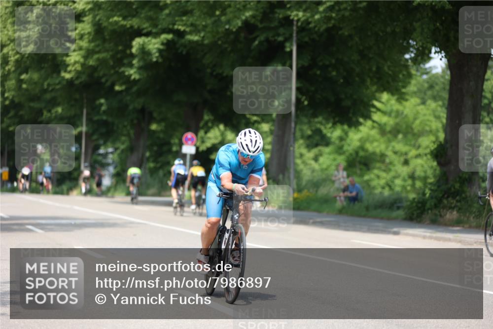 15.06.2025 - 7 Türme Triathlon Yannick Fuchs http://msf.ph/oto/7986897 15.06.2025 12:58:03 Radfahren 339, 422, 557, 998, 1045, 1104 meine-sportfotos.de