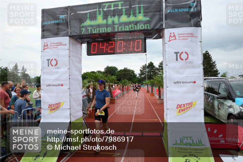 15.06.2025 - 7 Türme Triathlon Michael Strokosch http://msf.ph/oto/7986917 15.06.2025 14:20:10 Ziel 897, 906, 1026 meine-sportfotos.de