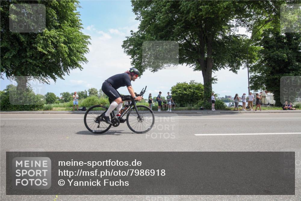15.06.2025 - 7 Türme Triathlon Yannick Fuchs http://msf.ph/oto/7986918 15.06.2025 12:33:13 Radfahren 334, 544 meine-sportfotos.de