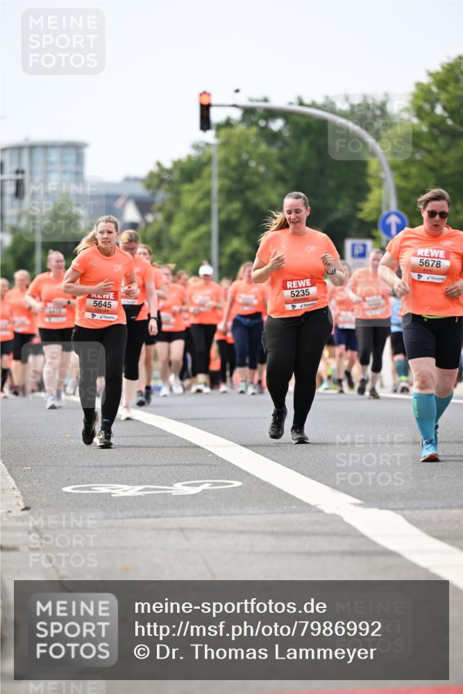 15.06.2025 - REWE Women's Run Dr. Thomas Lammeyer http://msf.ph/oto/7986992 15.06.2025 10:48:02 Laufen 5645, 5235, 5678 meine-sportfotos.de