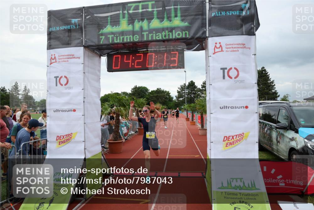 15.06.2025 - 7 Türme Triathlon Michael Strokosch http://msf.ph/oto/7987043 15.06.2025 14:20:13 Ziel 906, 1026, 1200 meine-sportfotos.de