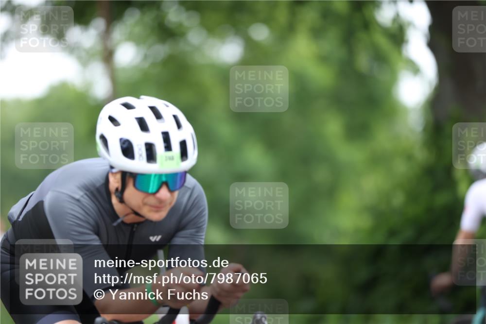 15.06.2025 - 7 Türme Triathlon Yannick Fuchs http://msf.ph/oto/7987065 15.06.2025 11:42:23 Radfahren 236 meine-sportfotos.de