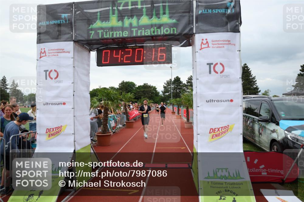 15.06.2025 - 7 Türme Triathlon Michael Strokosch http://msf.ph/oto/7987086 15.06.2025 14:20:16 Ziel 536, 906, 1026, 1200 meine-sportfotos.de