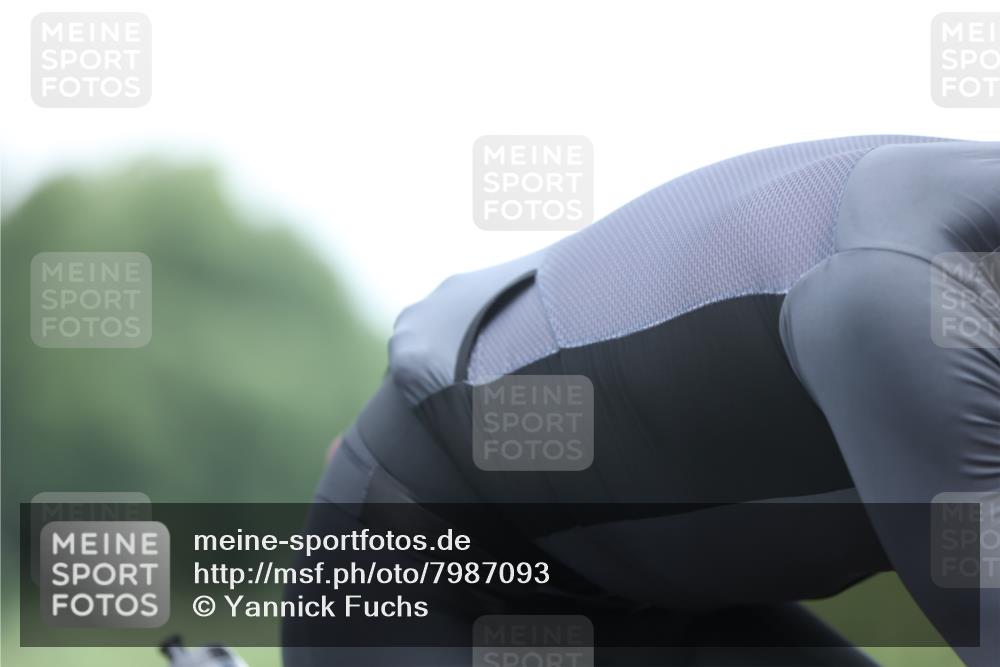 15.06.2025 - 7 Türme Triathlon Yannick Fuchs http://msf.ph/oto/7987093 15.06.2025 11:42:23 Radfahren 236 meine-sportfotos.de