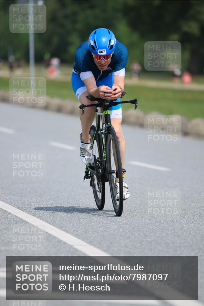21.06.2025 - 27. Vierlanden-Triathlon H.Heesch http://msf.ph/oto/7987097 15.06.2025 11:36:05 Radfahren  meine-sportfotos.de