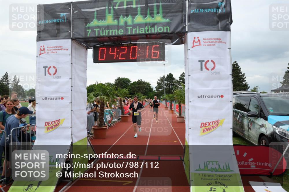 15.06.2025 - 7 Türme Triathlon Michael Strokosch http://msf.ph/oto/7987112 15.06.2025 14:20:16 Ziel 536, 906, 1026, 1200 meine-sportfotos.de