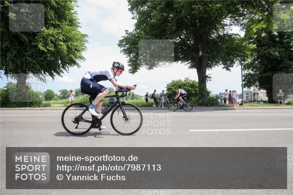15.06.2025 - 7 Türme Triathlon Yannick Fuchs http://msf.ph/oto/7987113 15.06.2025 12:41:01 Radfahren 201, 214, 221, 254, 283, 323 meine-sportfotos.de