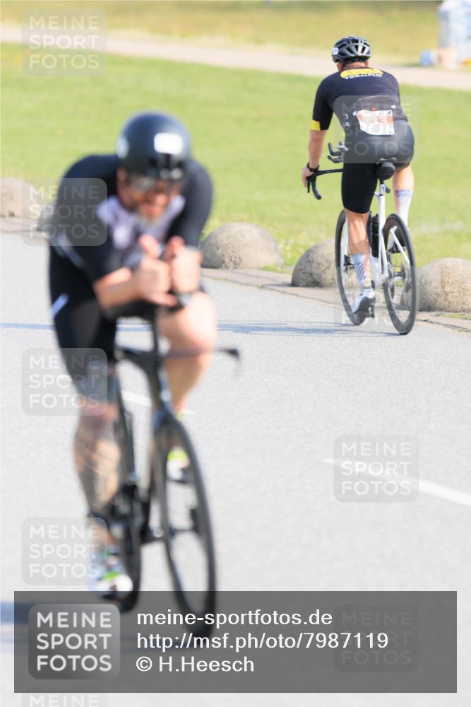15.06.2025 - 27. Vierlanden-Triathlon H.Heesch http://msf.ph/oto/7987119 15.06.2025 09:02:37 Radfahren 133, 169, 178 meine-sportfotos.de