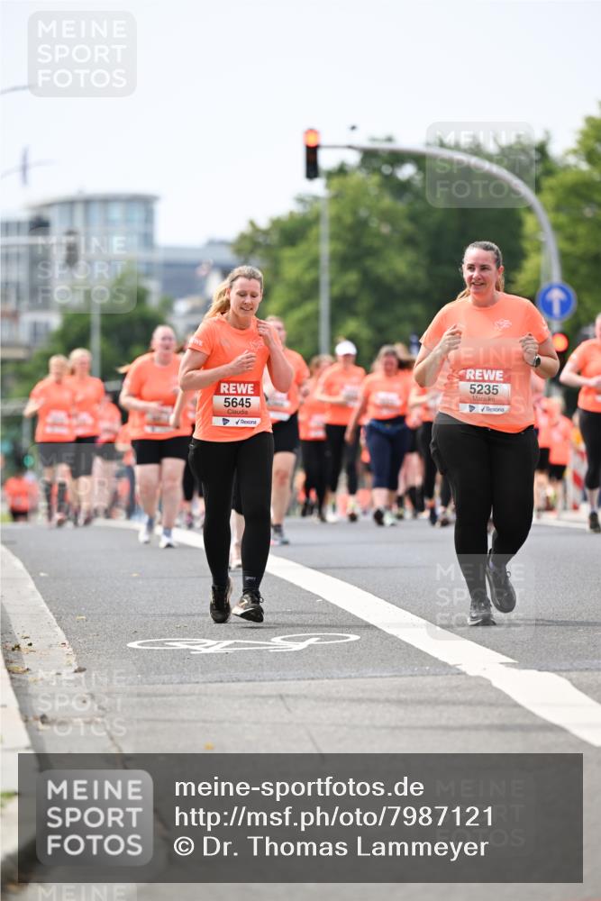 15.06.2025 - REWE Women's Run Dr. Thomas Lammeyer http://msf.ph/oto/7987121 15.06.2025 10:48:04 Laufen 3999, 5645, 4, 5235 meine-sportfotos.de