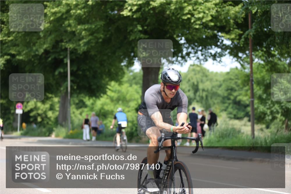 15.06.2025 - 7 Türme Triathlon Yannick Fuchs http://msf.ph/oto/7987140 15.06.2025 12:58:13 Radfahren 558, 623, 734 meine-sportfotos.de