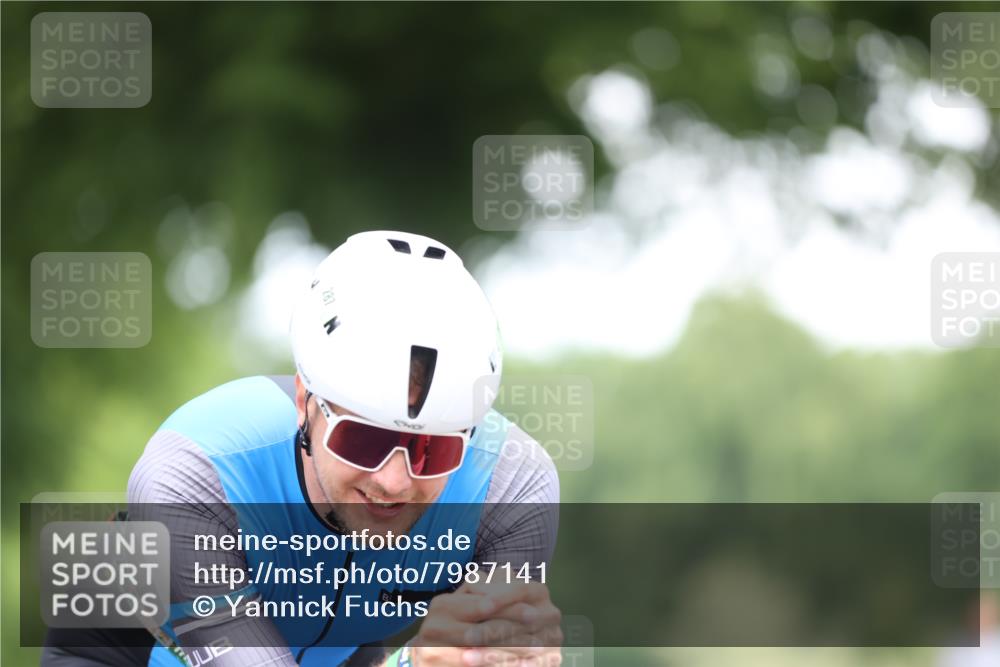 15.06.2025 - 7 Türme Triathlon Yannick Fuchs http://msf.ph/oto/7987141 15.06.2025 11:42:25 Radfahren 233, 236 meine-sportfotos.de
