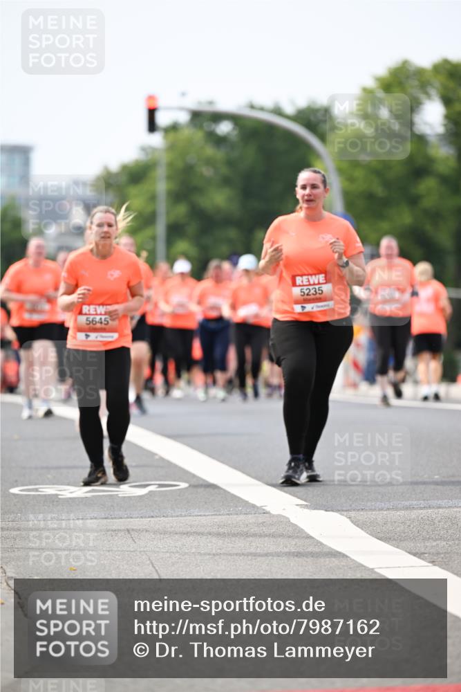 15.06.2025 - REWE Women's Run Dr. Thomas Lammeyer http://msf.ph/oto/7987162 15.06.2025 10:48:05 Laufen 5645, 5235 meine-sportfotos.de