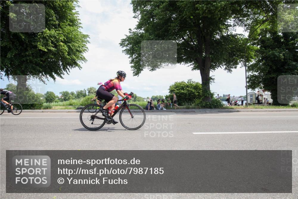 15.06.2025 - 7 Türme Triathlon Yannick Fuchs http://msf.ph/oto/7987185 15.06.2025 12:42:26 Radfahren 201, 233, 254, 263, 283, 297, 337, 465 meine-sportfotos.de