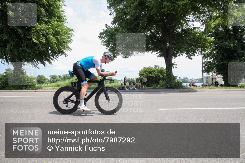 15.06.2025 - 7 Türme Triathlon Yannick Fuchs http://msf.ph/oto/7987292 15.06.2025 12:44:15 Radfahren 363 meine-sportfotos.de