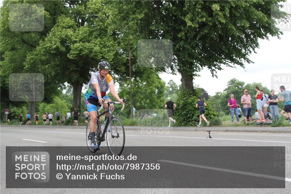 15.06.2025 - 7 Türme Triathlon Yannick Fuchs http://msf.ph/oto/7987356 15.06.2025 13:56:52 Radfahren  meine-sportfotos.de