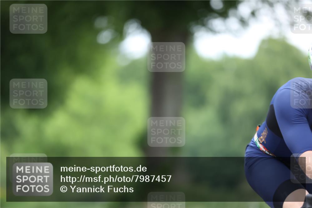 15.06.2025 - 7 Türme Triathlon Yannick Fuchs http://msf.ph/oto/7987457 15.06.2025 11:42:38 Radfahren 204, 209, 278 meine-sportfotos.de
