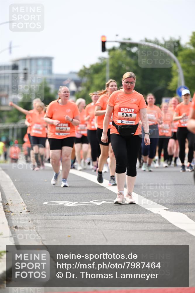 15.06.2025 - REWE Women's Run Dr. Thomas Lammeyer http://msf.ph/oto/7987464 15.06.2025 10:48:09 Laufen 5413, 5369 meine-sportfotos.de