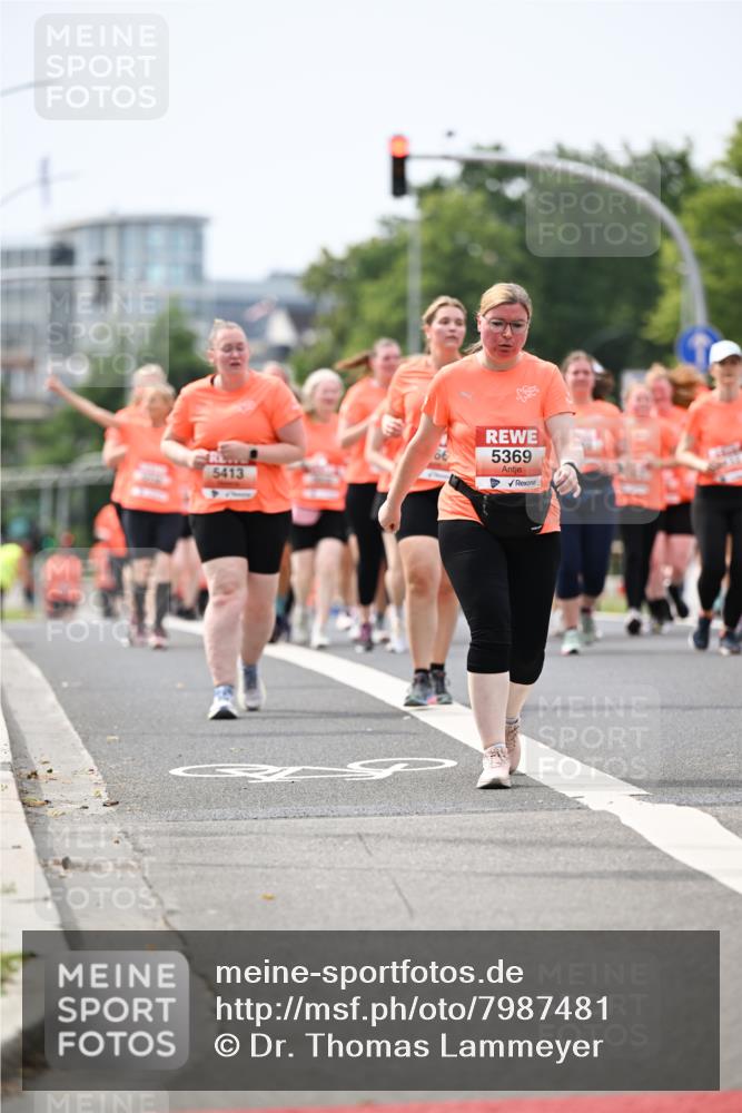 15.06.2025 - REWE Women's Run Dr. Thomas Lammeyer http://msf.ph/oto/7987481 15.06.2025 10:48:10 Laufen 5413, 5369 meine-sportfotos.de