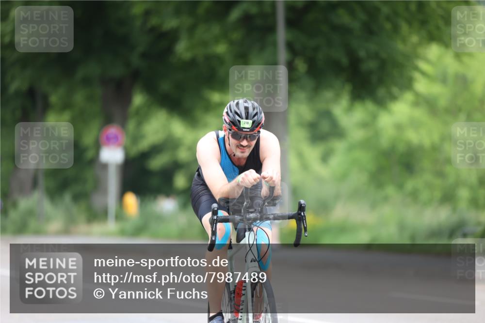 15.06.2025 - 7 Türme Triathlon Yannick Fuchs http://msf.ph/oto/7987489 15.06.2025 11:42:40 Radfahren 204, 209, 278, 341 meine-sportfotos.de