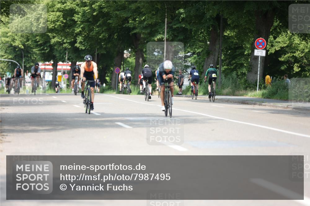 15.06.2025 - 7 Türme Triathlon Yannick Fuchs http://msf.ph/oto/7987495 15.06.2025 12:58:40 Radfahren 402, 460, 506, 531, 592, 680, 719, 740, 865, 950 meine-sportfotos.de