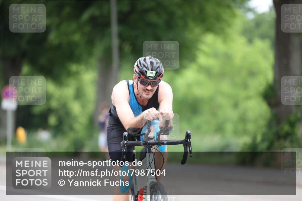 15.06.2025 - 7 Türme Triathlon Yannick Fuchs http://msf.ph/oto/7987504 15.06.2025 11:42:40 Radfahren 204, 209, 278, 341 meine-sportfotos.de