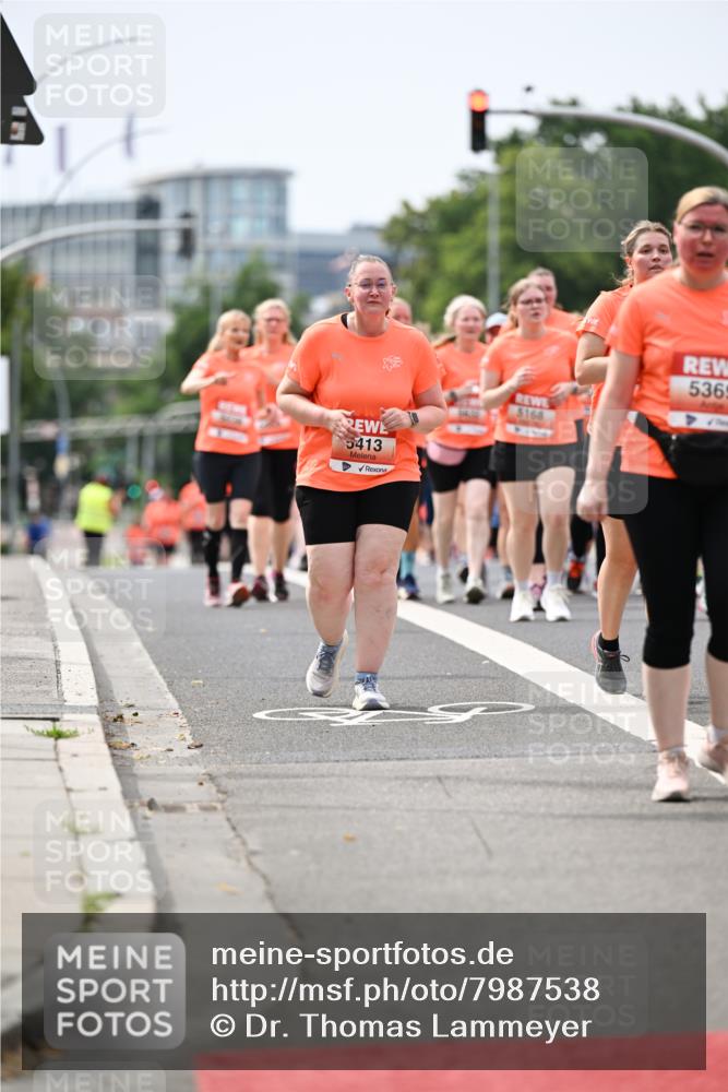 15.06.2025 - REWE Women's Run Dr. Thomas Lammeyer http://msf.ph/oto/7987538 15.06.2025 10:48:12 Laufen 5413, 5168, 536 meine-sportfotos.de
