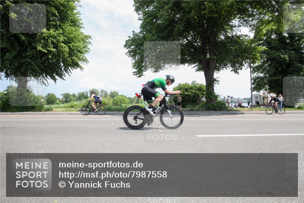 15.06.2025 - 7 Türme Triathlon Yannick Fuchs http://msf.ph/oto/7987558 15.06.2025 12:47:06 Radfahren 414, 494, 629, 651 meine-sportfotos.de