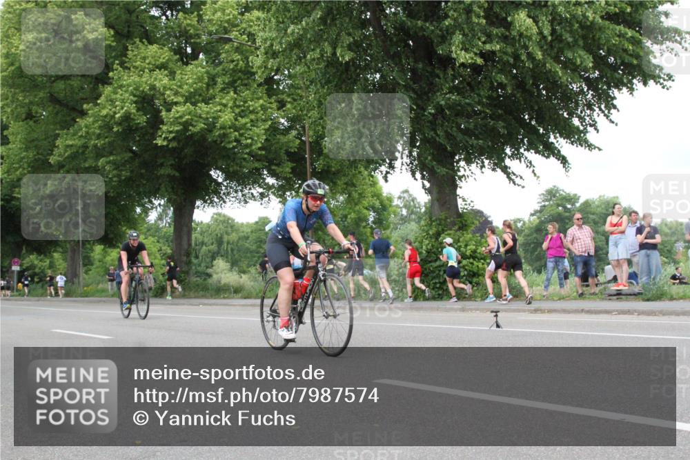 15.06.2025 - 7 Türme Triathlon Yannick Fuchs http://msf.ph/oto/7987574 15.06.2025 13:58:22 Radfahren  meine-sportfotos.de