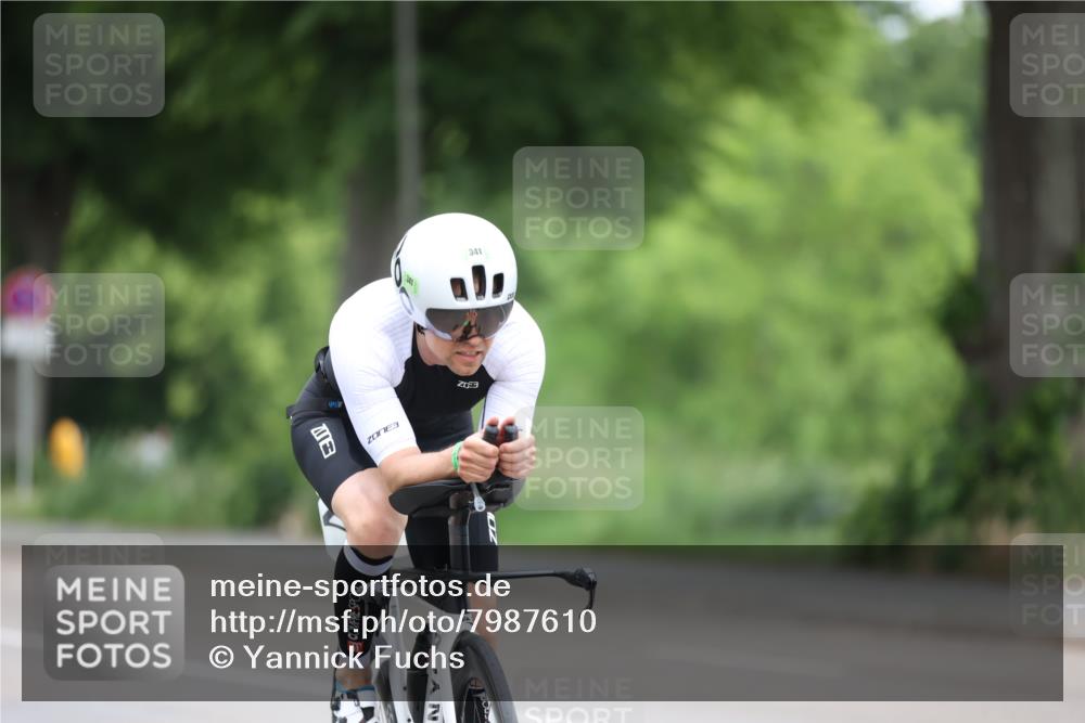 15.06.2025 - 7 Türme Triathlon Yannick Fuchs http://msf.ph/oto/7987610 15.06.2025 11:42:47 Radfahren 341 meine-sportfotos.de
