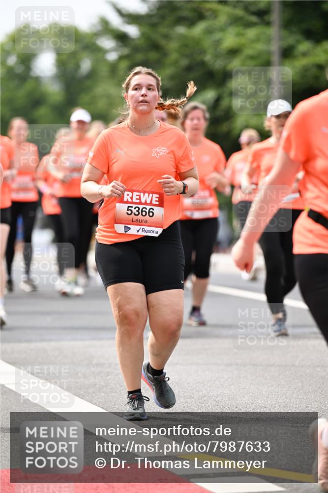 15.06.2025 - REWE Women's Run Dr. Thomas Lammeyer http://msf.ph/oto/7987633 15.06.2025 10:48:16 Laufen 5366 meine-sportfotos.de