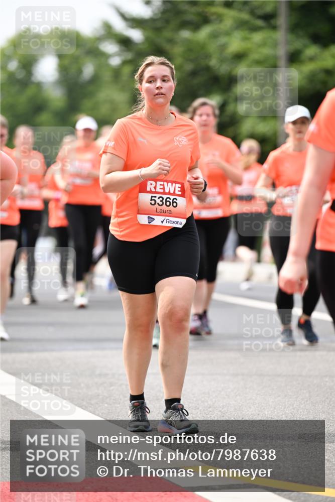 15.06.2025 - REWE Women's Run Dr. Thomas Lammeyer http://msf.ph/oto/7987638 15.06.2025 10:48:16 Laufen 5366 meine-sportfotos.de