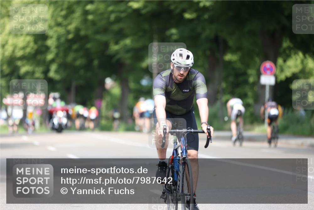 15.06.2025 - 7 Türme Triathlon Yannick Fuchs http://msf.ph/oto/7987642 15.06.2025 12:58:52 Radfahren 527, 665, 681, 701, 1182 meine-sportfotos.de