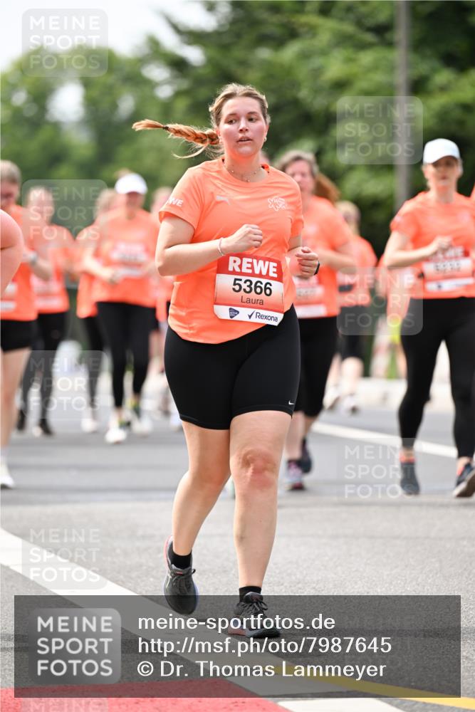 15.06.2025 - REWE Women's Run Dr. Thomas Lammeyer http://msf.ph/oto/7987645 15.06.2025 10:48:16 Laufen 5366 meine-sportfotos.de