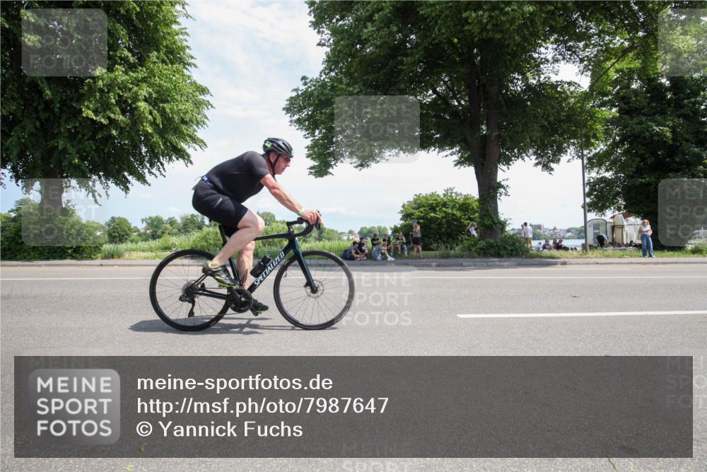 15.06.2025 - 7 Türme Triathlon Yannick Fuchs http://msf.ph/oto/7987647 15.06.2025 12:47:48 Radfahren 247, 411, 443, 477, 609, 648 meine-sportfotos.de