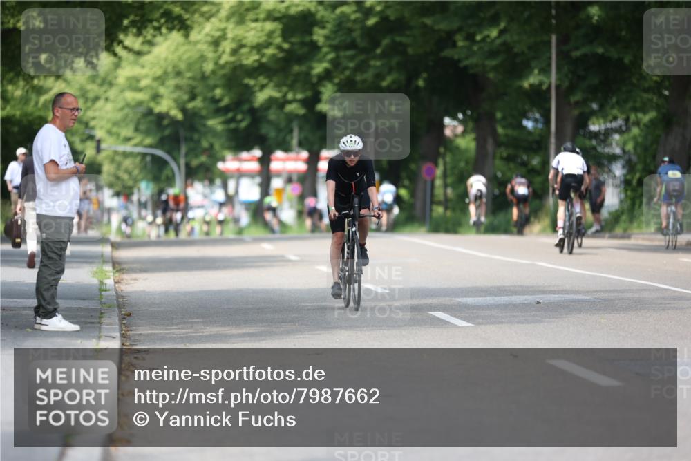 15.06.2025 - 7 Türme Triathlon Yannick Fuchs http://msf.ph/oto/7987662 15.06.2025 12:58:57 Radfahren 327, 1006 meine-sportfotos.de
