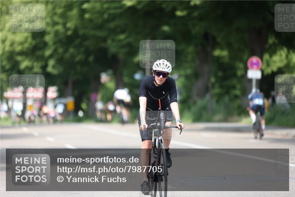 15.06.2025 - 7 Türme Triathlon Yannick Fuchs http://msf.ph/oto/7987705 15.06.2025 12:58:59 Radfahren 327, 1006 meine-sportfotos.de