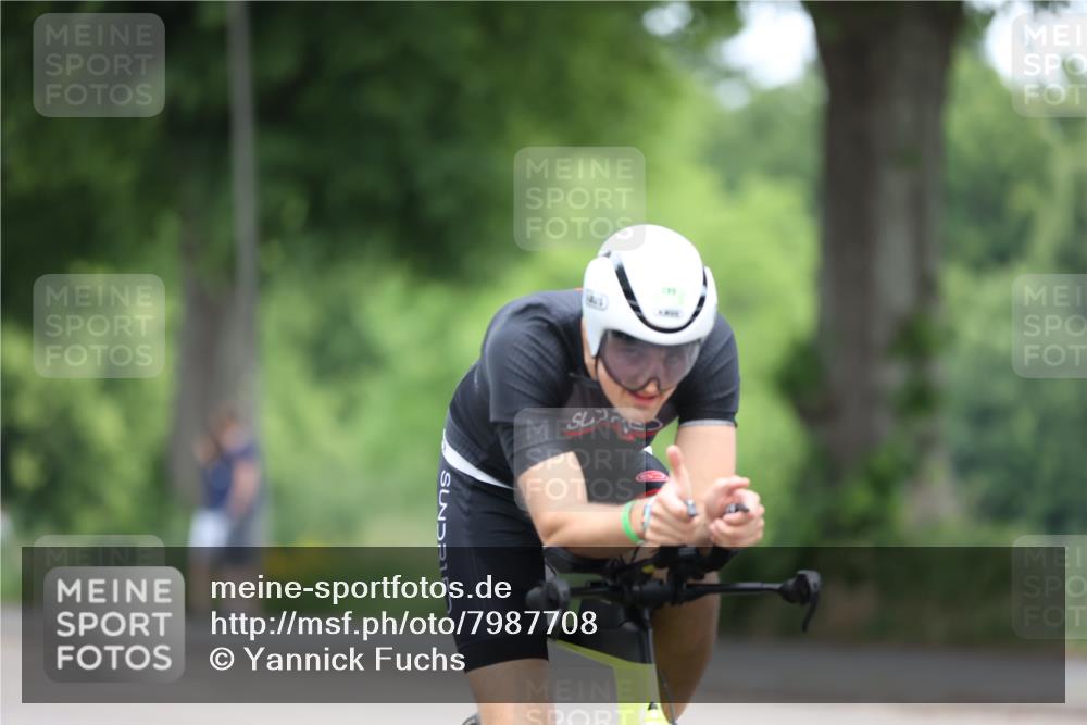 15.06.2025 - 7 Türme Triathlon Yannick Fuchs http://msf.ph/oto/7987708 15.06.2025 11:43:00 Radfahren 254, 283, 290, 317 meine-sportfotos.de