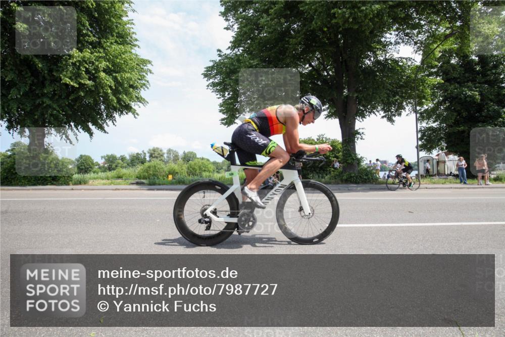 15.06.2025 - 7 Türme Triathlon Yannick Fuchs http://msf.ph/oto/7987727 15.06.2025 12:48:49 Radfahren 256, 446, 530, 540 meine-sportfotos.de