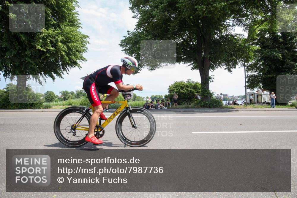 15.06.2025 - 7 Türme Triathlon Yannick Fuchs http://msf.ph/oto/7987736 15.06.2025 12:48:51 Radfahren 256, 445, 446, 530, 540 meine-sportfotos.de