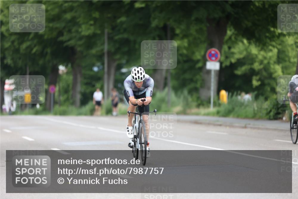 15.06.2025 - 7 Türme Triathlon Yannick Fuchs http://msf.ph/oto/7987757 15.06.2025 11:43:05 Radfahren 254, 290, 317 meine-sportfotos.de