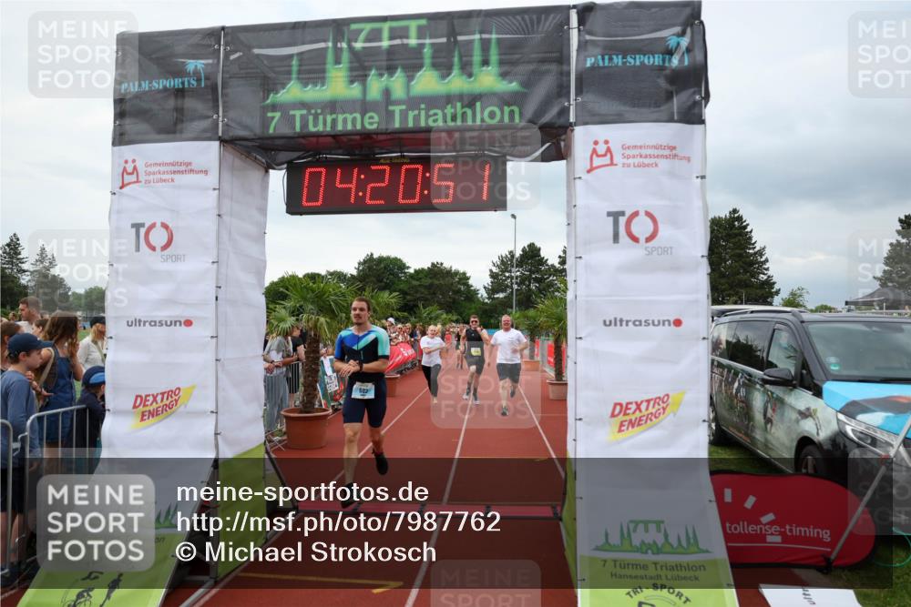 15.06.2025 - 7 Türme Triathlon Michael Strokosch http://msf.ph/oto/7987762 15.06.2025 14:20:51 Ziel 602, 954, 1178 meine-sportfotos.de