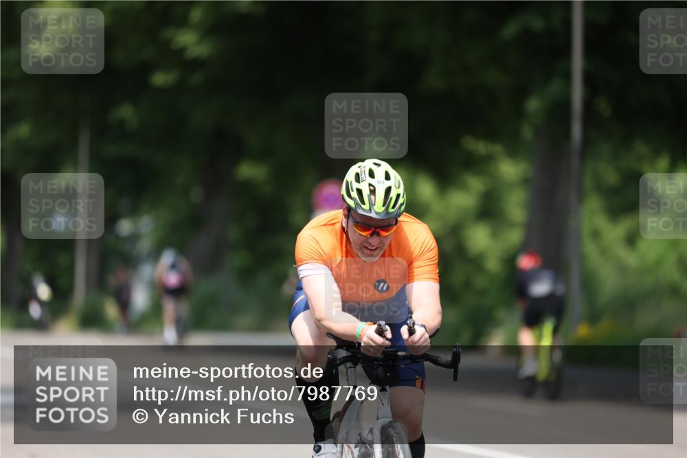 15.06.2025 - 7 Türme Triathlon Yannick Fuchs http://msf.ph/oto/7987769 15.06.2025 12:59:07 Radfahren 361, 579, 639, 647, 919, 1006, 1071 meine-sportfotos.de