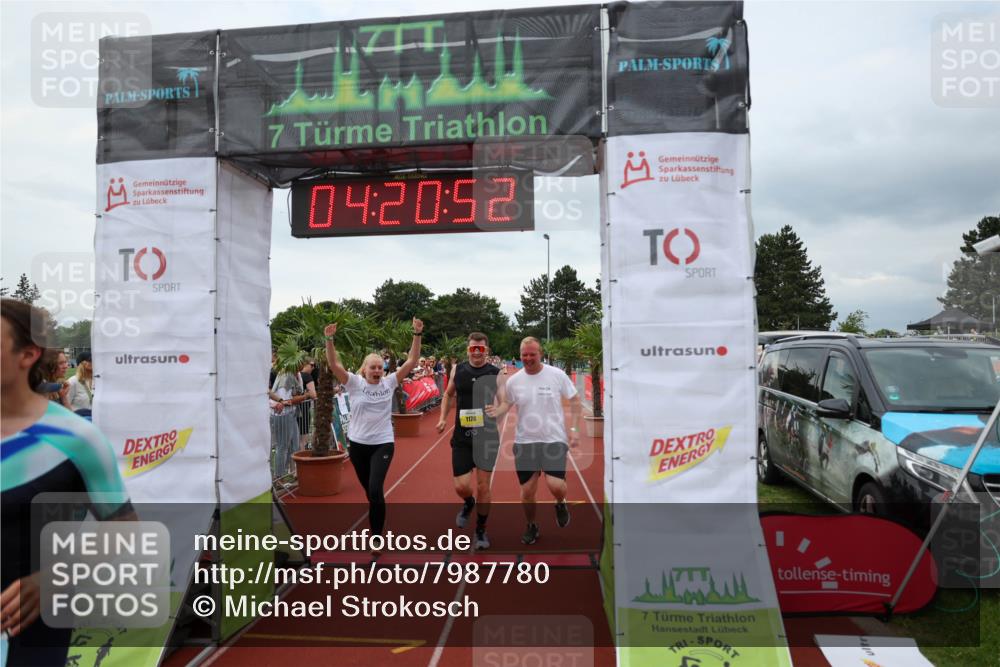 15.06.2025 - 7 Türme Triathlon Michael Strokosch http://msf.ph/oto/7987780 15.06.2025 14:20:52 Ziel 602, 954, 1178 meine-sportfotos.de