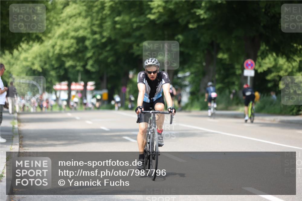 15.06.2025 - 7 Türme Triathlon Yannick Fuchs http://msf.ph/oto/7987796 15.06.2025 12:59:08 Radfahren 361, 579, 639, 647, 919, 1071 meine-sportfotos.de