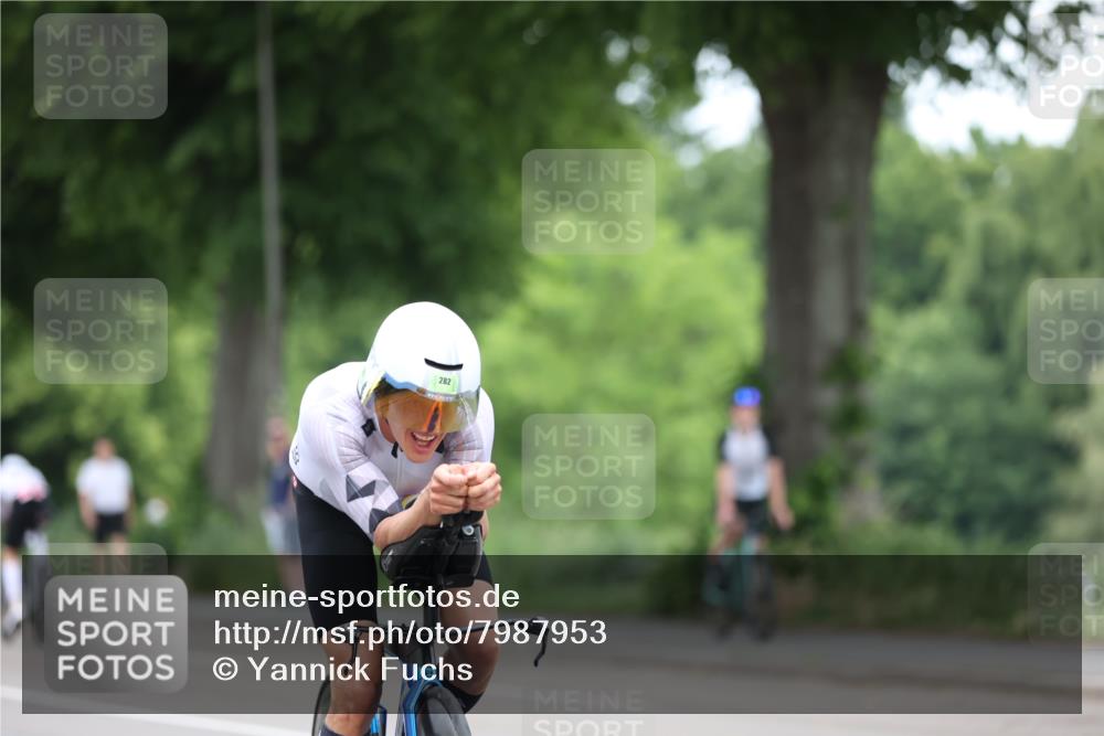15.06.2025 - 7 Türme Triathlon Yannick Fuchs http://msf.ph/oto/7987953 15.06.2025 11:43:37 Radfahren 318 meine-sportfotos.de