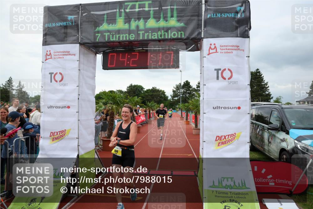 15.06.2025 - 7 Türme Triathlon Michael Strokosch http://msf.ph/oto/7988015 15.06.2025 14:21:17 Ziel 960, 1051 meine-sportfotos.de