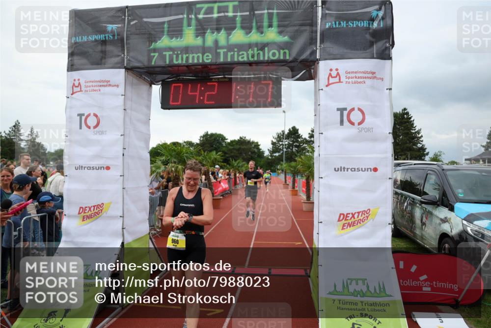 15.06.2025 - 7 Türme Triathlon Michael Strokosch http://msf.ph/oto/7988023 15.06.2025 14:21:17 Ziel 960, 1051 meine-sportfotos.de