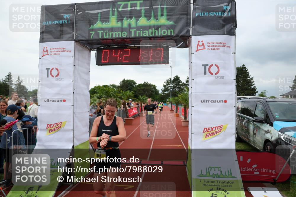 15.06.2025 - 7 Türme Triathlon Michael Strokosch http://msf.ph/oto/7988029 15.06.2025 14:21:17 Ziel 960, 1051 meine-sportfotos.de
